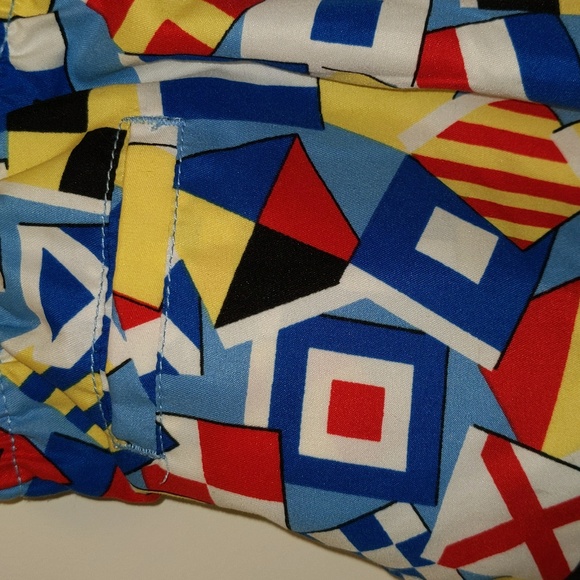 Charleston Threads Men's Size L World Flag Print Pool Swim Trunks - Picture 5 of 10